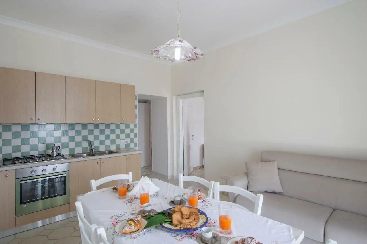 Amalfi Moon Apartment 0*,
